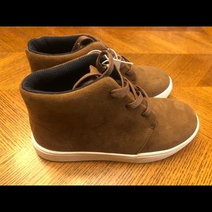 NWT Cat & Jack Boys faux suede boots